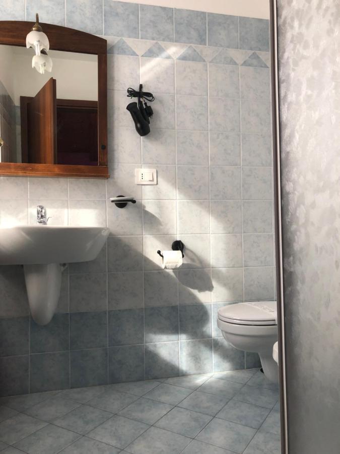 Agriturismo La Ca Veja Monforte dʼAlba Kültér fotó